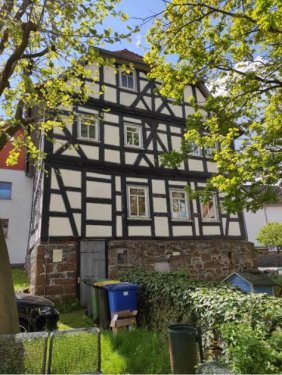 Grünberg Immobilien Nobelino.de - Mehrfamilienhaus mit 3 Wohnungen - voll vermietet - in Grünberg Haus kaufen