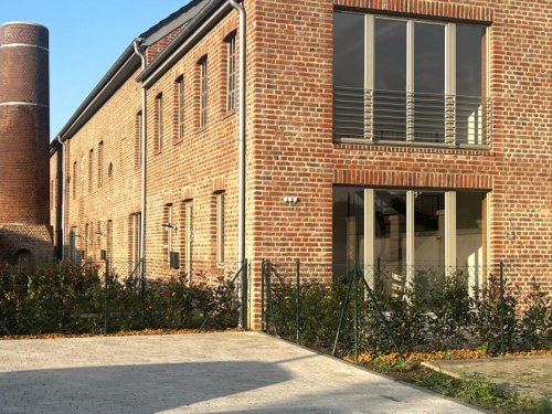 Viersen Immobilien Inserate FEEL GREAT - FEEL HENRICHSQUARTIER
Achtung Förderdarlehen möglich!
Monatliche Rate nur 1.112,23 € Haus kaufen