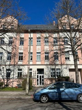 Chemnitz Günstige Wohnungen Große 2-Zimmer mit Wanne, Einbauküche, Terrasse und Stellplatz in ruhiger Lage! Wohnung mieten