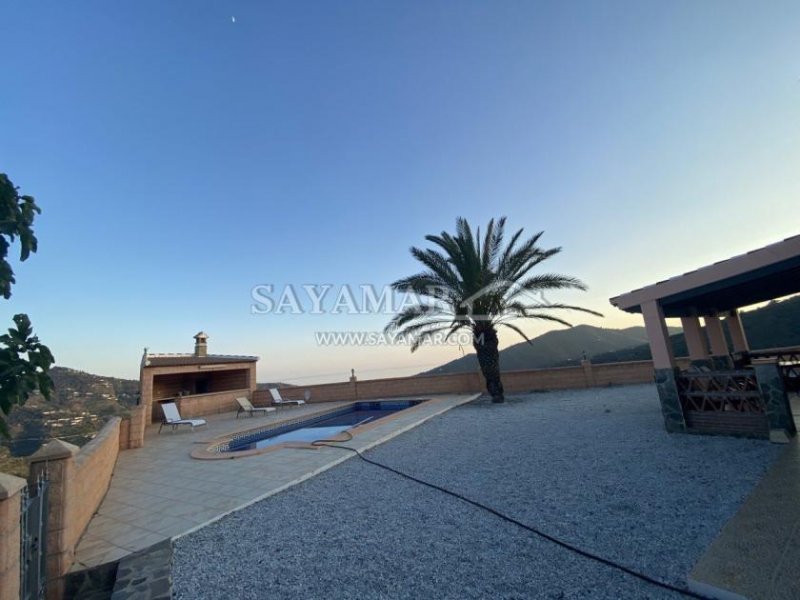 Sayalonga Landhaus mit Pool und wunderschöenen Meerblick Haus 