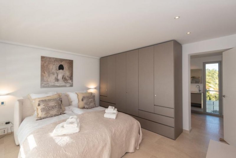 Santa Ponsa, Calvia Wunderschöne neu erbaute Villa in einer der besten Gegenden Mallorcas Haus kaufen
