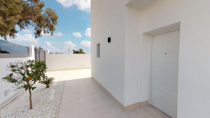 Nähe Torrevieja Schöne Villa mit gemütlichem Charme Haus kaufen