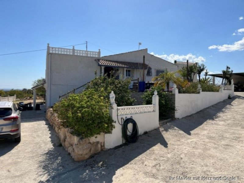 Busot ***Finca mit einem großen Grundstück mit Panorama- Küsten- und Bergblick*** Haus kaufen