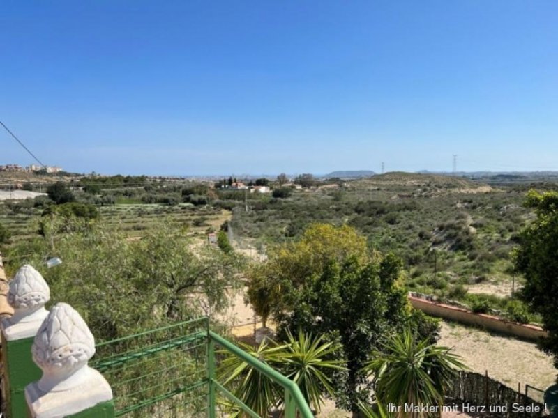 Busot ***Finca mit einem großen Grundstück mit Panorama- Küsten- und Bergblick*** Haus kaufen