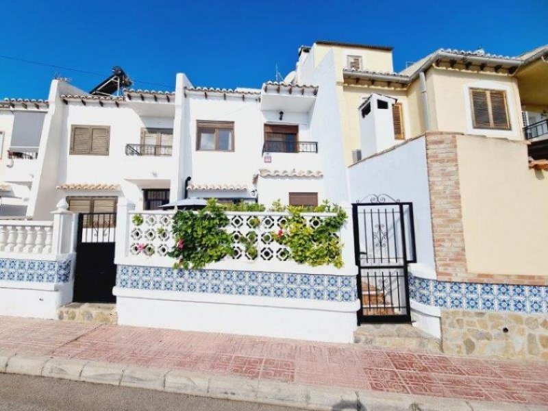 Torrevieja Reihenhaus in gepflegter Siedlung am Stadtrand Haus kaufen