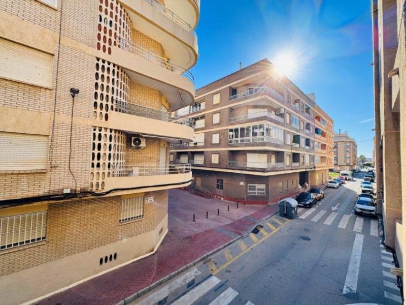 La Mata Appartement mit 1 Schlafzimmer und 1 Badezimmer im Zentrum von La Mata, nur 50 m vom Strand Wohnung kaufen