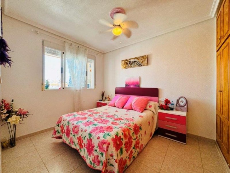 La Mata Geräumige 1-Schlafzimmer-Wohnung mit seitlichem Meerblick nur ca. 200 m vom Strand Wohnung kaufen