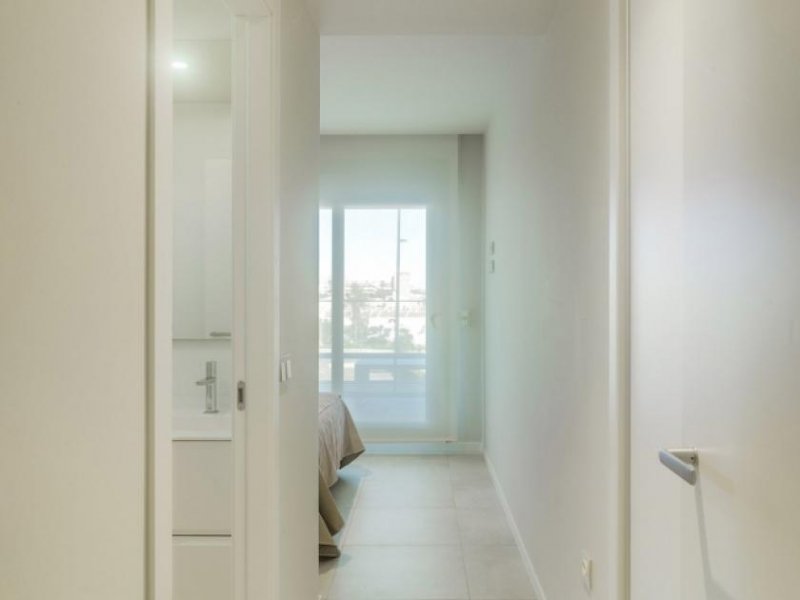 Mil Palmeras ***Appartements mit 2 Schlafzimmern und 2 Bädern in abgeschlossener Anlage mit Gemeinschaftspool nur 400 m vom Strand*** kaufen