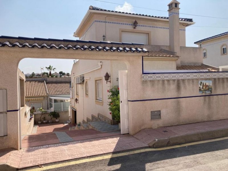 San Miguel de Salinas Geräumige freistehende Villa mit Garage Haus kaufen