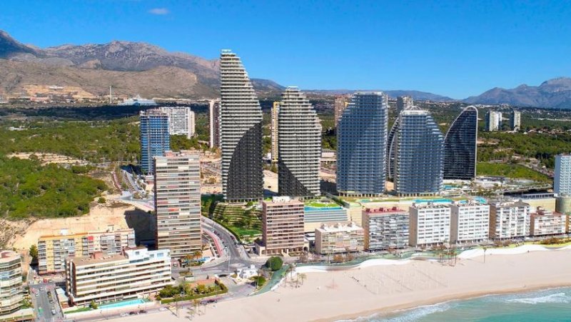 Benidorm Maisonette-Wohnungen mit 3 Schlafzimmern, 3 Bädern, Klimaanlage, Fußbodenheizung in der ganzen Whg, Kfz-Stellplatz und nur 100