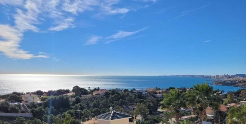 Campello Villa mit beeindruckender Aussicht auf das Meer und Panoramablick auf die Küste Haus kaufen