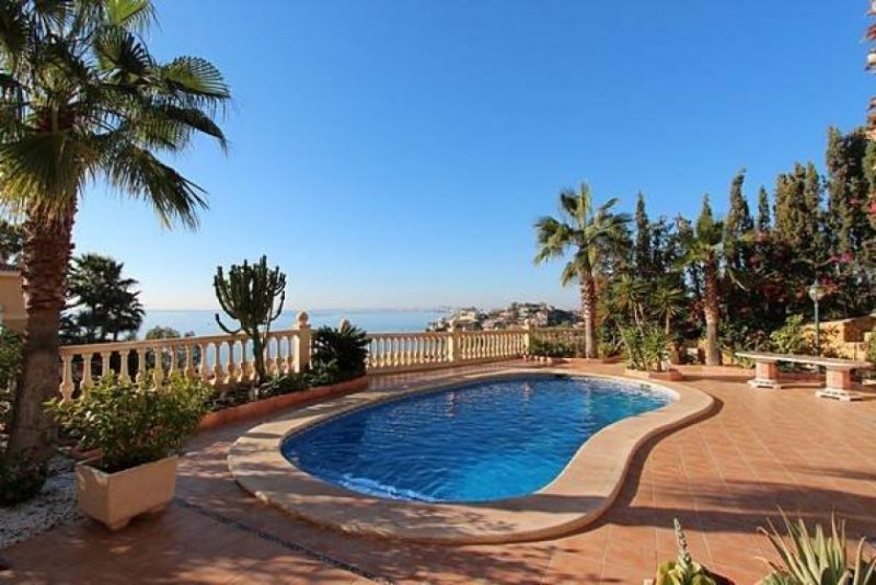 El Campello Schöne Villa mit großem privatem Pool und beeindruckendem Blick über die Küste Haus kaufen