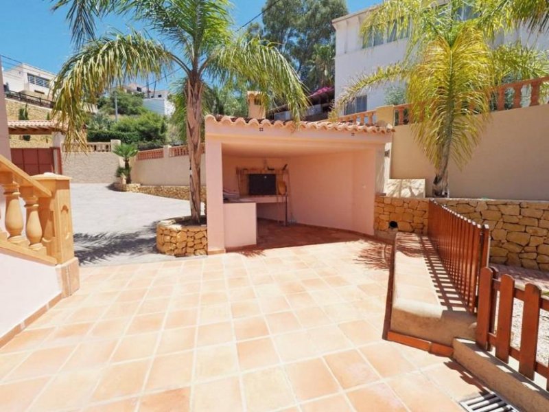 El Campello Wunderschöne Villa mit 3 Schlafzimmern, 3 Bädern, Privatpool, Meerblick und direktem Strandzugang Haus kaufen