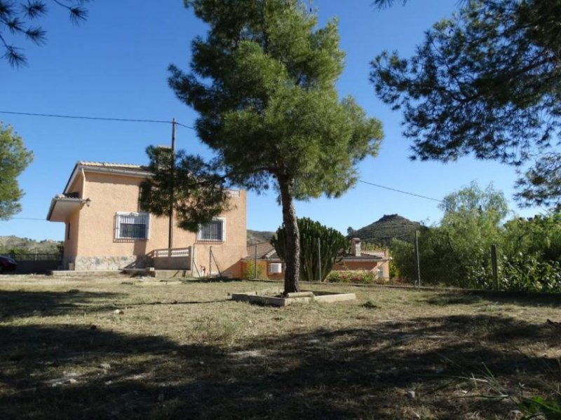 Aigües Schöne geräumige Landhaus-Villa mit 6 Schlafzimmern, großem Pool und schöner Aussicht Haus kaufen