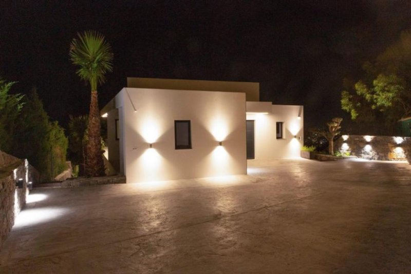 Altea Erstbezug in Altea: Schlüsselfertige Neubau-Villa mit Meerblick Haus kaufen