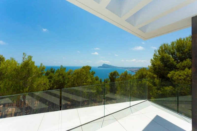 Altea Erstbezug in Altea: Schlüsselfertige Neubau-Villa mit Meerblick Haus kaufen