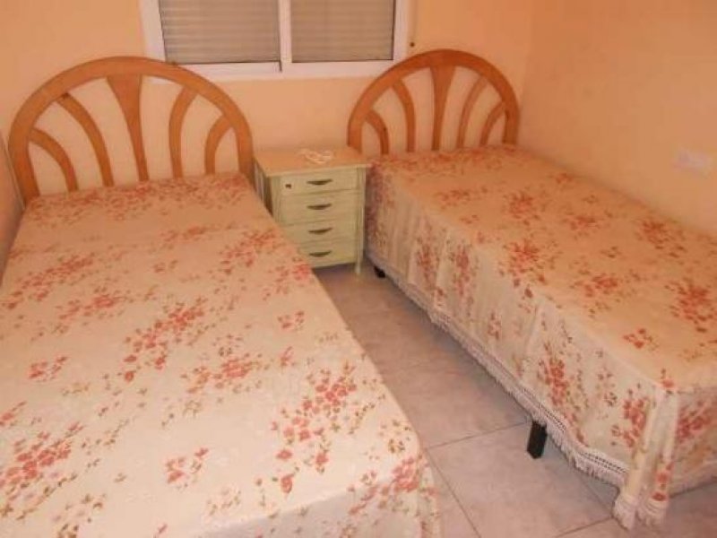 Denia 3-Schlafzimmer Appartment in aelterer Urbanisation Wohnung kaufen