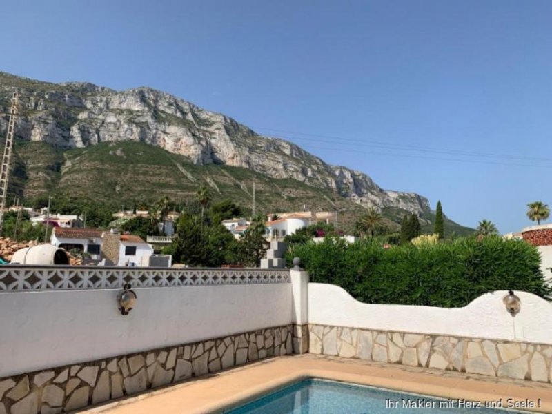 Denia ***Gepflegte typisch spanische Villa mit Gästebereich und Pool in Denia*** Haus kaufen