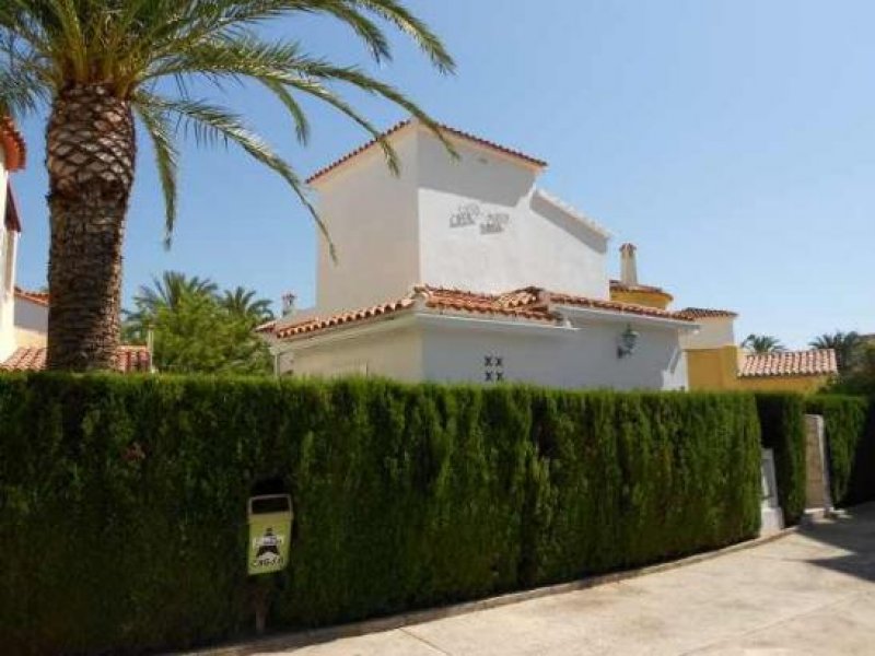 Denia Geplegtes kleines Haeuschen, 400m zum Strand, 4,5 km Zentrum Haus kaufen