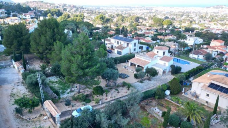 Denia Großzügige Villa mit 2-3 Wohneinheiten, großem Grundstück und schöner Meersicht Haus kaufen