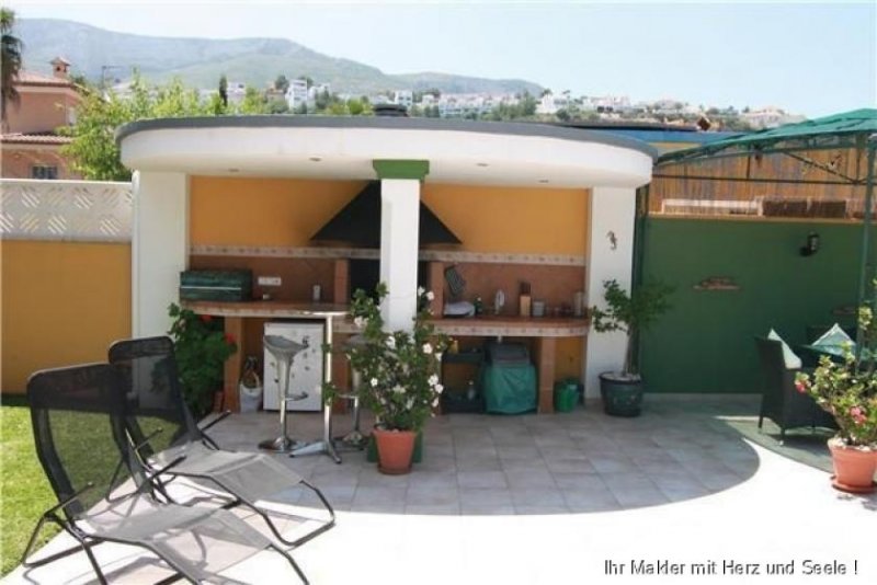 Denia ***Luxuriöse Villa mit Privatpool und Garage in bevorzugter Wohnlage*** Haus kaufen