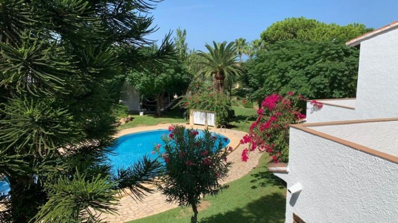 Denia ***Mediterranes Reihenmittelhaus in gepflegter Wohnanlage***, nur wenig Minuten bis zum Meer von Denia Haus kaufen