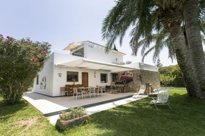 Denia Modernes Designerhaus auf Finca nähe Denia Haus kaufen