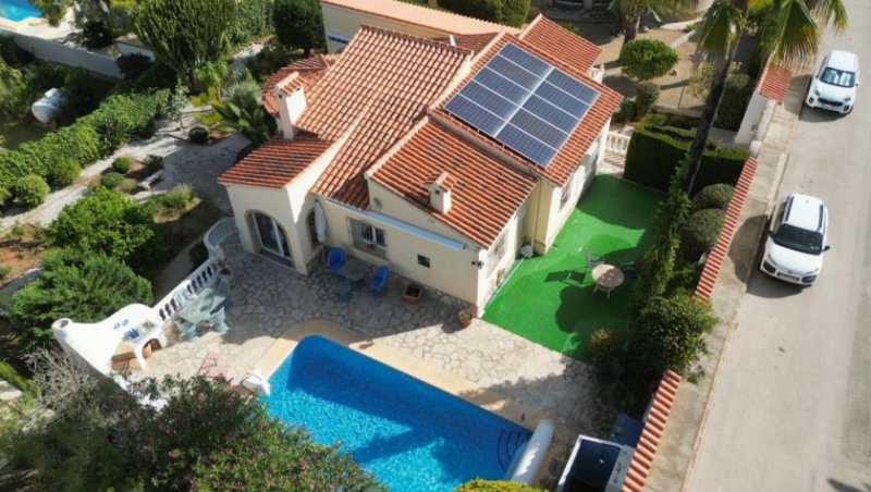 Denia Schöne Villa mit herrlicher Aussicht und vielen Extras in Denia am Montgo Haus kaufen