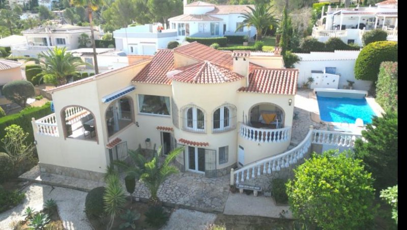 Denia Schöne Villa mit herrlicher Aussicht und vielen Extras in Denia am Montgo Haus kaufen