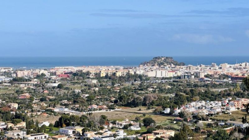 Denia Sehr gepflegte Villa mit 180 Grad Meersicht, großen Terrassen, Carport und Fussbodenheizung Haus kaufen