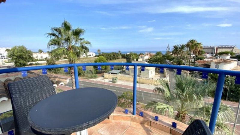 Denia Super ausgestattetes Penthouse mit Gemeinschaftspool, 3 Terrassen, Aufzug, Stellplatz, Keller, nur 200 Meter vom Meer entfernt.