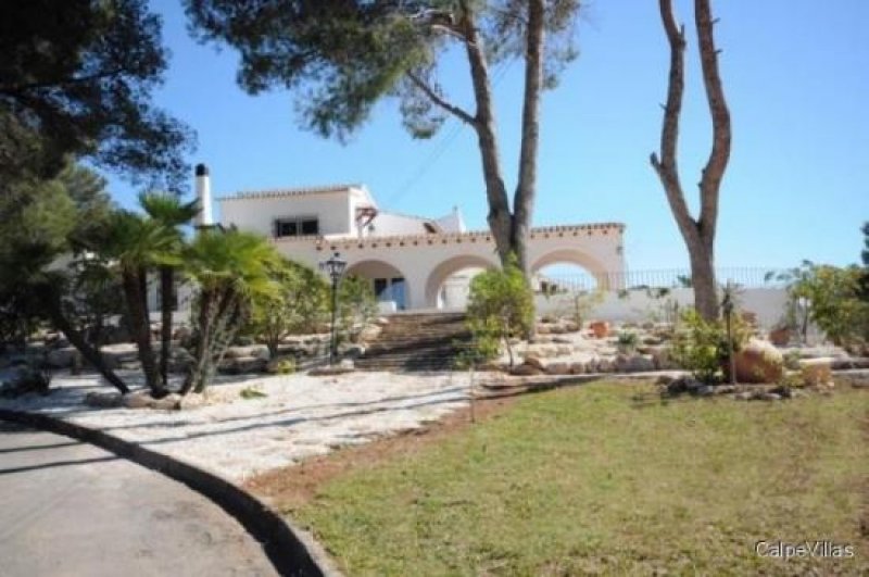 Moraira Grosse Villa mit wunderschönem Garten in Moraira Pla del Mar auf einem riesigen Grundstück Haus kaufen