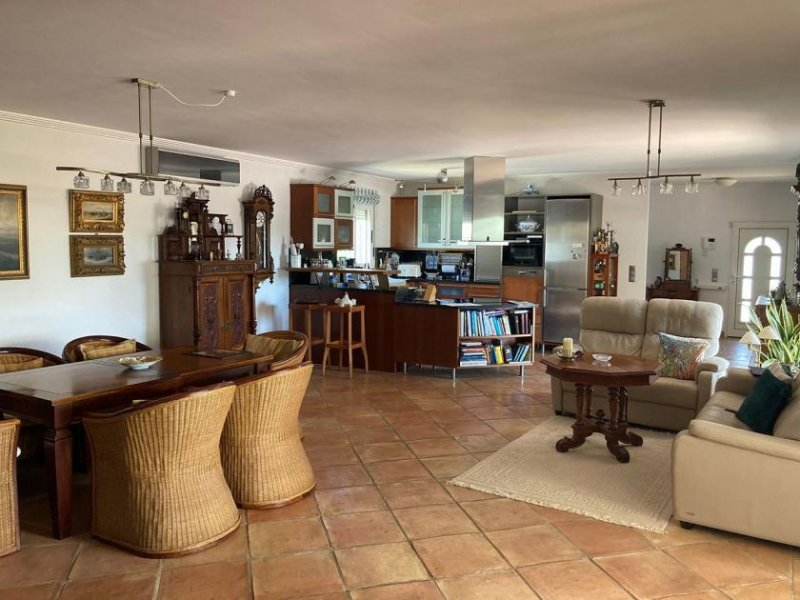 Moraira Großzügige Villa mit Garage, Pool, wunderschönem Garten und Meerblick nur 600 m vom Strand Haus kaufen