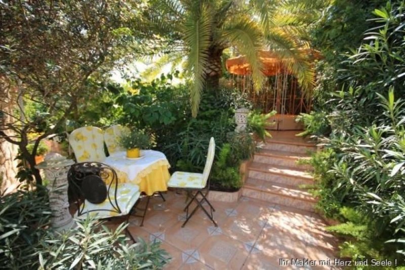 Moraira Villa mit Romantikzuschlag in ruhiger und sonniger Lage mit Pool, Garage und Meerblick Haus kaufen