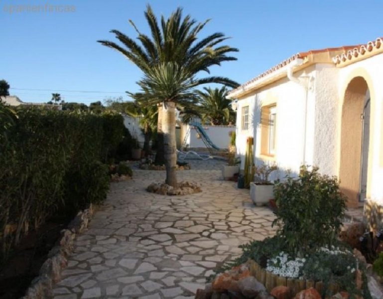 Jávea Xabia gepflegte Villa Finca 150qm, 3 Schlafzimmer, 3 Bäder, Z-Heizung, Schwimmbecken, Garage, Grund 1.085qm Haus kaufen