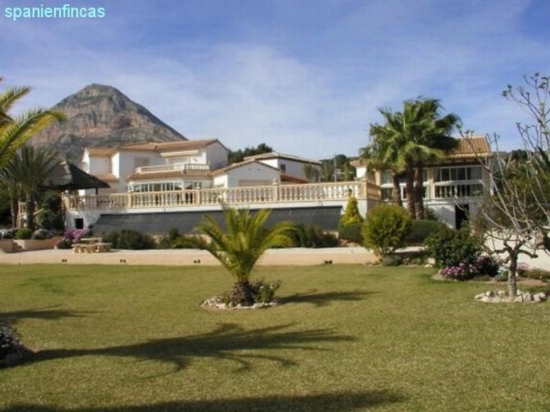 Jávea Xabia luxuriöse Villa 483 qm Gästehaus 4 Schlafzimmer Schwimmbecken Klima Sauna Wirlpool Parzelle 4.300 qm Haus kaufen