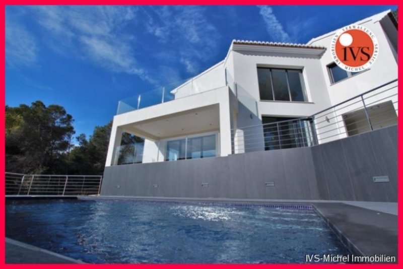 Jávea Minimalistische Neubauvilla mit 3 Schlafzim. und 4 Badezimmern und Blick auf das Tal RAFALET · Javea Haus kaufen