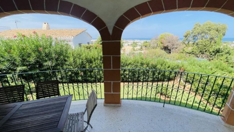 Denia Schöne Villa in sonniger Lage mit Meerblick, Pool, Garage, Carport, Heizung und vieles mehr! Haus kaufen