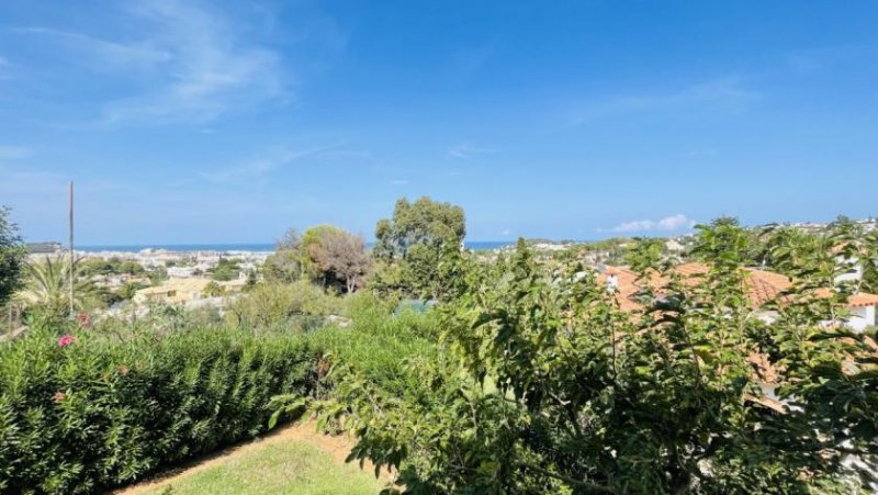 Denia Schöne Villa in sonniger Lage mit Meerblick, Pool, Garage, Carport, Heizung und vieles mehr! Haus kaufen