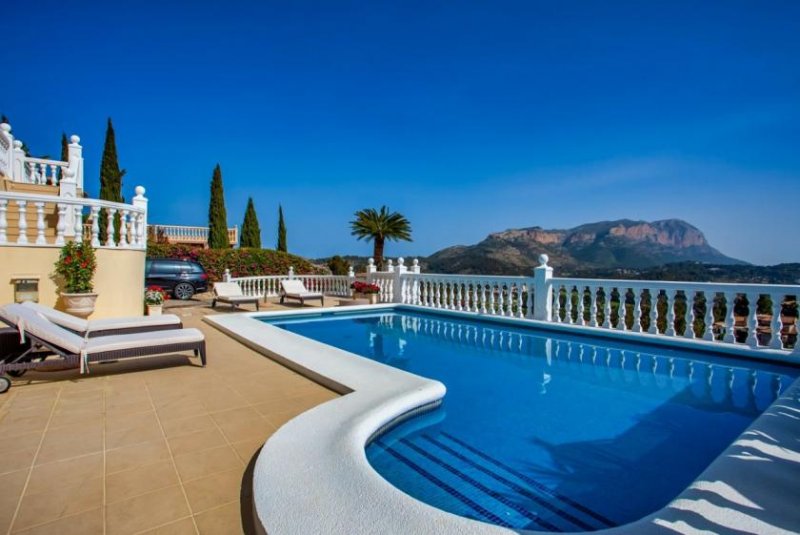 Denia Einzigartige Villa neben dem La Sella Golf Resort mit freiem Blick und in perfektem Zustand Haus kaufen