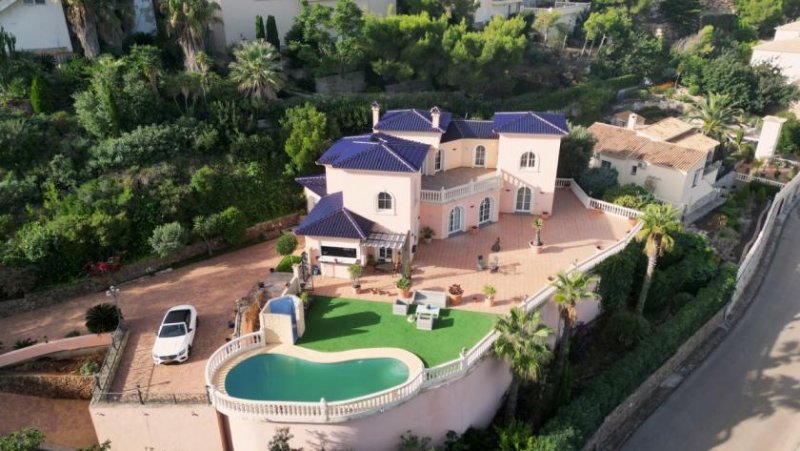 Denia Fantastische Villa mit Meerblick, 5 Schlafzimmern, 4 Bädern, Privatpool und Garage Haus kaufen