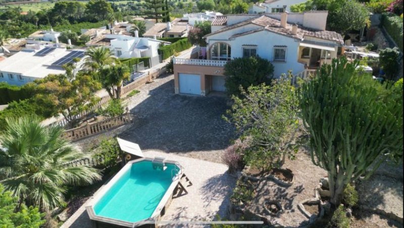 Denia Renovierungsbedürftige Villa mit riesigem Grundstück, 2 Garagen und herrlicher Aussicht in La Sella Haus kaufen