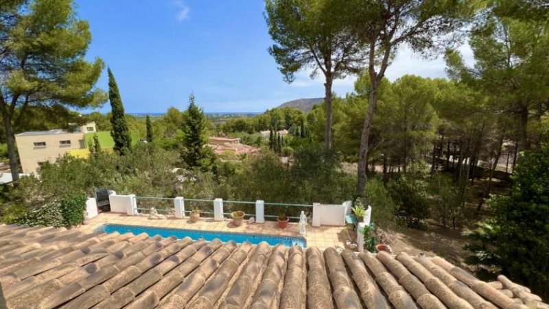 Denia Romantisch, rustikale Finca mit großem Grundstück, Pool und vielen Wohnmöglichkeiten Haus kaufen