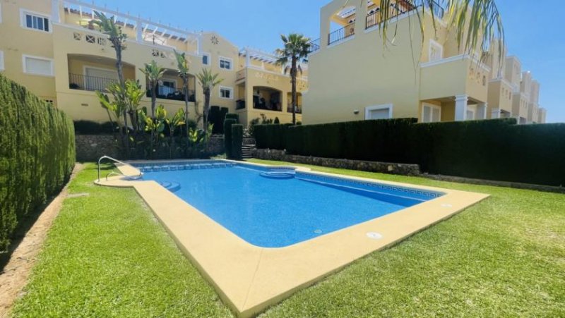 Denia Schönes, gepflegtes Reihenhaus mit Gemeinschaftspool in begehrter Lage nahe Golfplatz in La Sella Haus kaufen