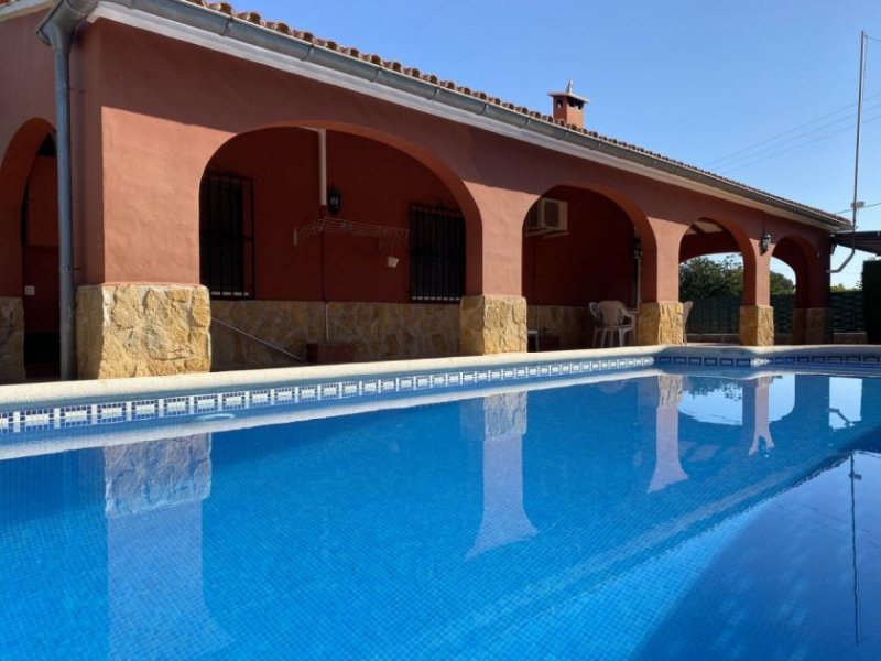 Pedreguer Schöner spanischer Stil Finca mit Pool, Grill, Garage, Carport, Klimaanlagen, zu Fuß in die Stadt. Haus kaufen