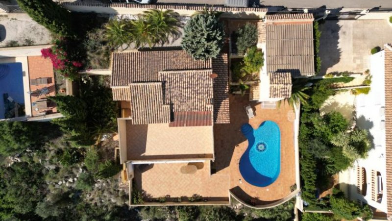 Pedreguer Villa mit Meerblick, 2 Wohneinheiten, Pool, Garage, Lift, und vieles mehr! Haus kaufen