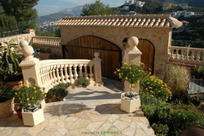 Pedreguer Villa mit sagenhaftem Meer- und Panoramablick Haus kaufen