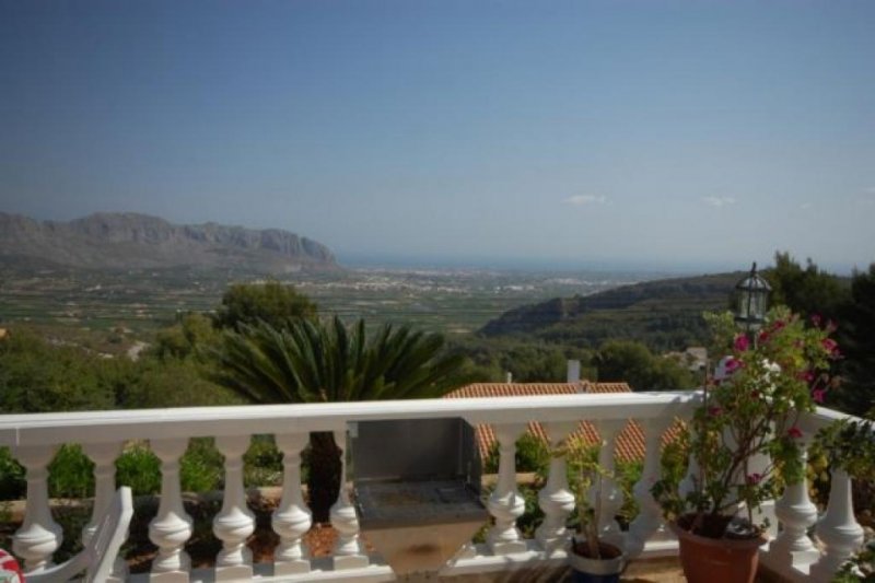 Benidoleig GROSSE Luxus-Villa in grüner Lage bei Denia zu verkaufen Haus kaufen