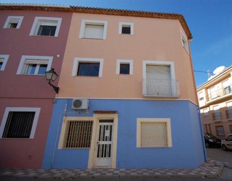 Benidoleig WOHNEN & ARBEITEN: Stadthaus bei Denia zum verkaufen Haus kaufen