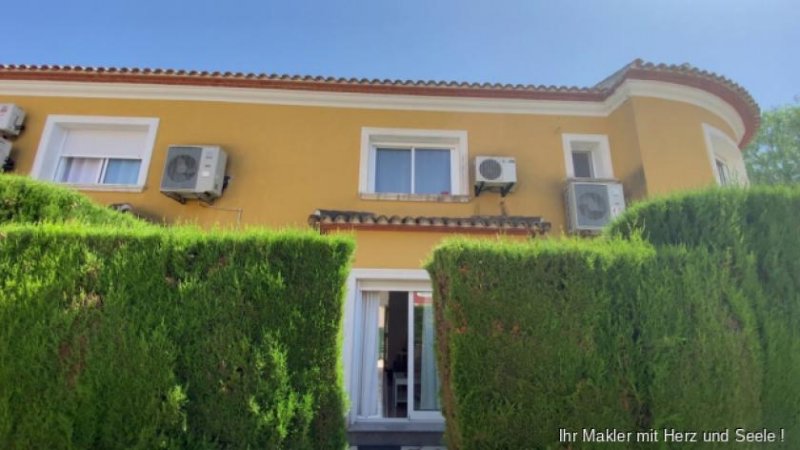 Els Poblets ***Gepflegtes Reihenhaus mit Terrasse und Gemeinschaftspool in Els Poblets*** Haus kaufen